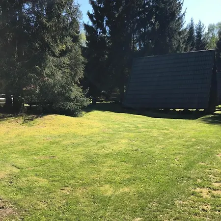 בית נופש Ferienhaeuser Am Waldschloesschen *