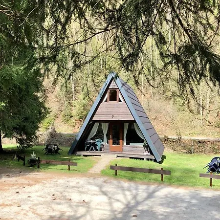 Ferienhaeuser Am Waldschloesschen * 라우텐탈