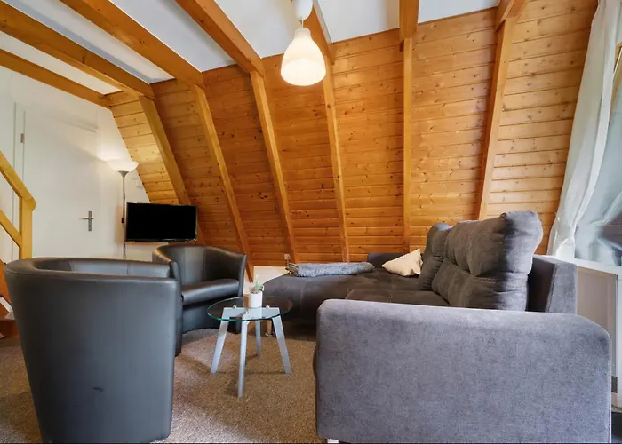 Дом отдыха Ferienhaeuser Am Waldschloesschen Лаутентхаль